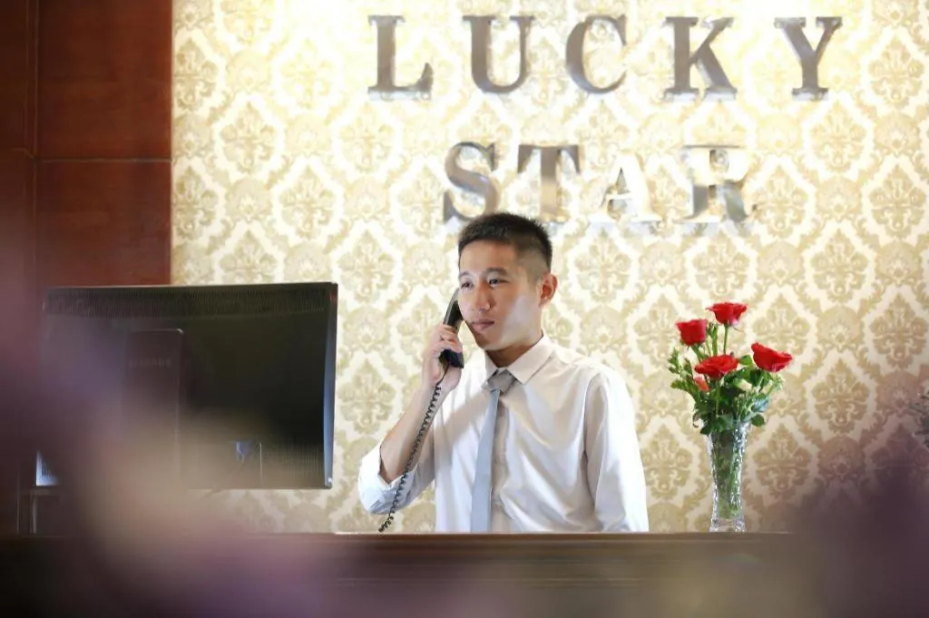 Lucky Star Saigon Hotel Ho Chi Minh City 2*,